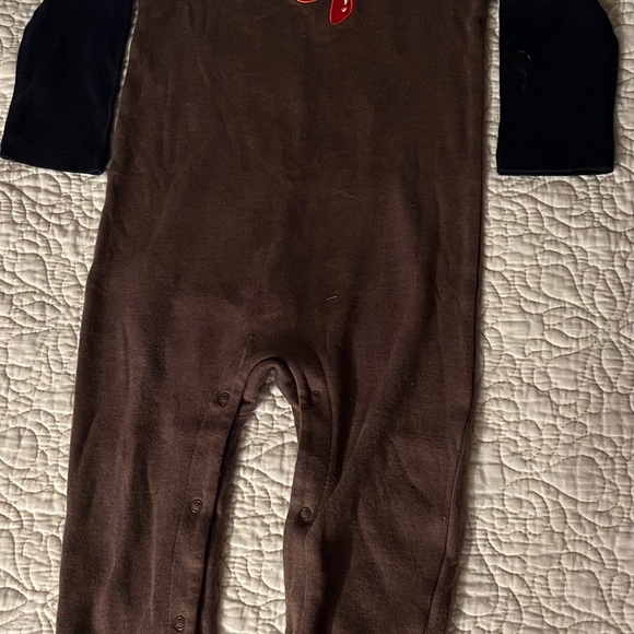 Toddler Size 24 Month One Piece with Appliqué Turkey Snap Closure - Picture 1 of 5